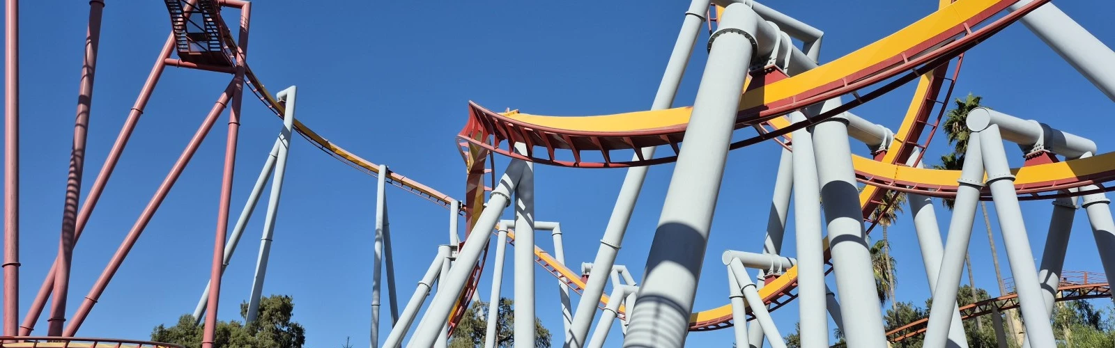 Find the Best Hotels Near Knott's Berry Farm for Your Perfect Stay
