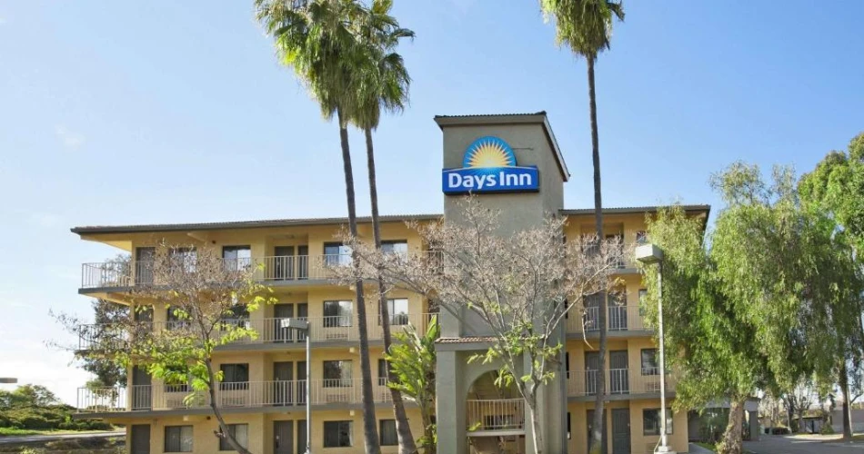 Budget-Friendly Stays: Best Cheap Hotels Near Knott's Berry Farm

