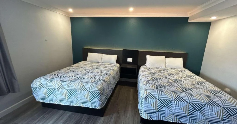 Budget-Friendly Stays: Best Cheap Hotels Near Knott's Berry Farm
