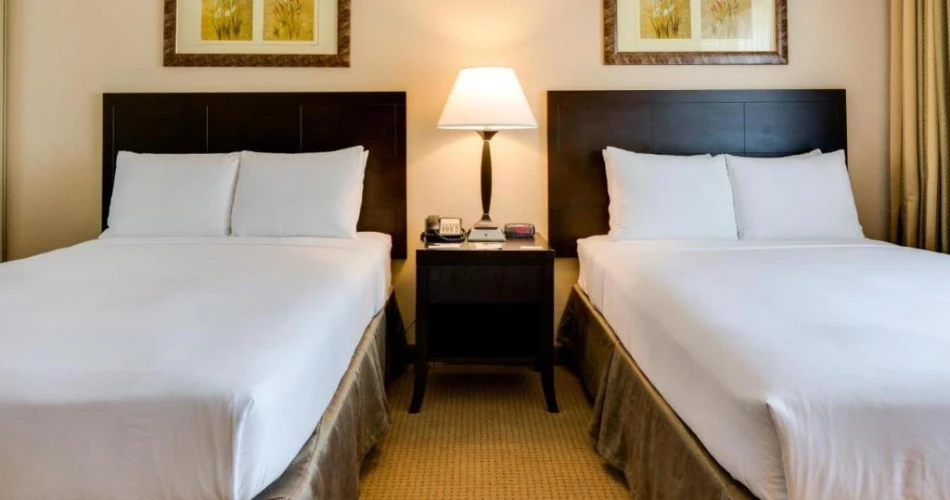 Save on Stays: Best Cheap Hotels Near Knott's Berry Farm, Buena Park
